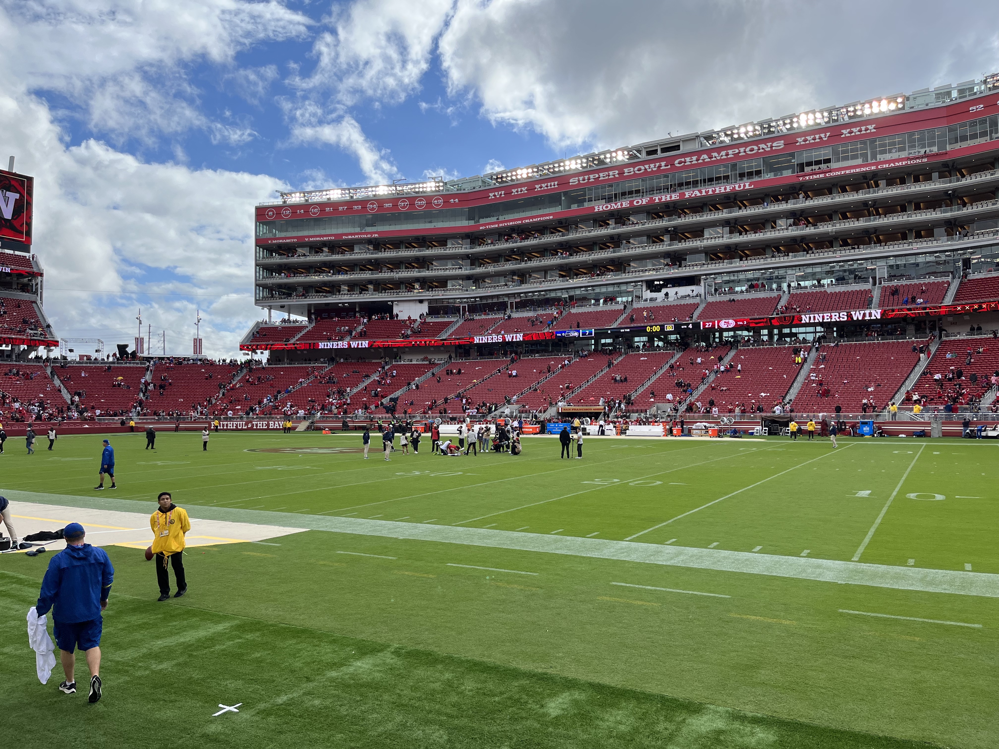 49ers Seating charts and actual views